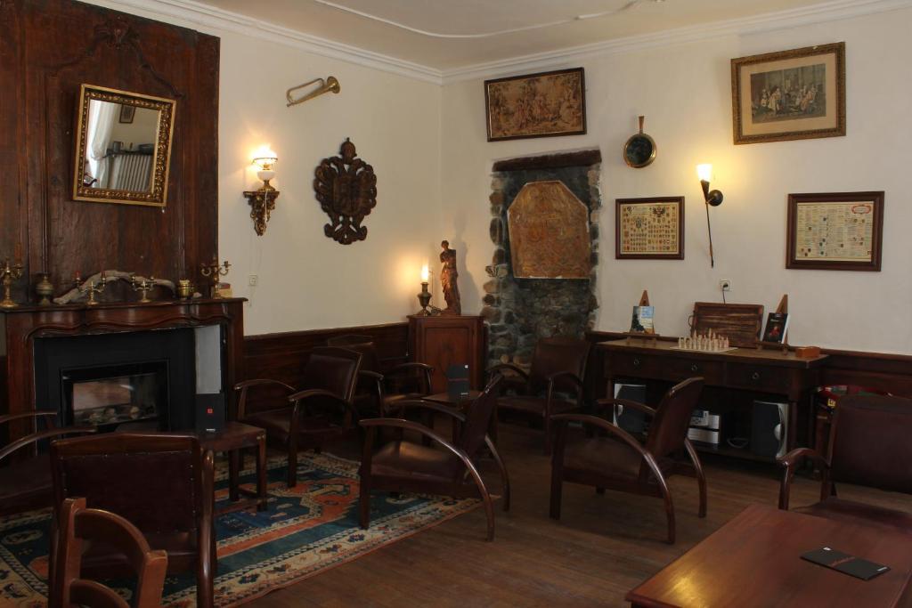 Auberge De L'Echauguette Мон-Дофен Экстерьер фото